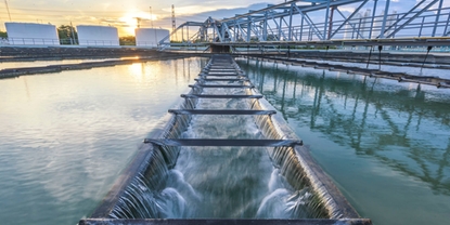 Planta de tratamiento de aguas y aguas residuales con una solución de Endress+Hauser