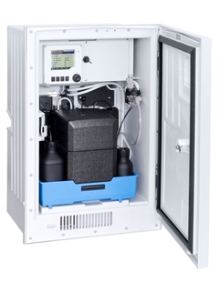Analizador de amonio Liquiline System CA80AM con refrigeración para una vida útil más larga del reactivo