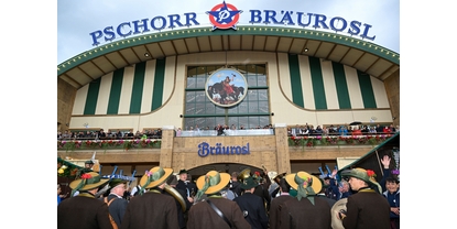 Carpa de Pschorr Bräurosl en el festival Oktoberfest de Múnich