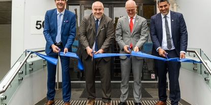 Inauguración del nuevo edificio de Endress+Hauser Australia: corte de la cinta.